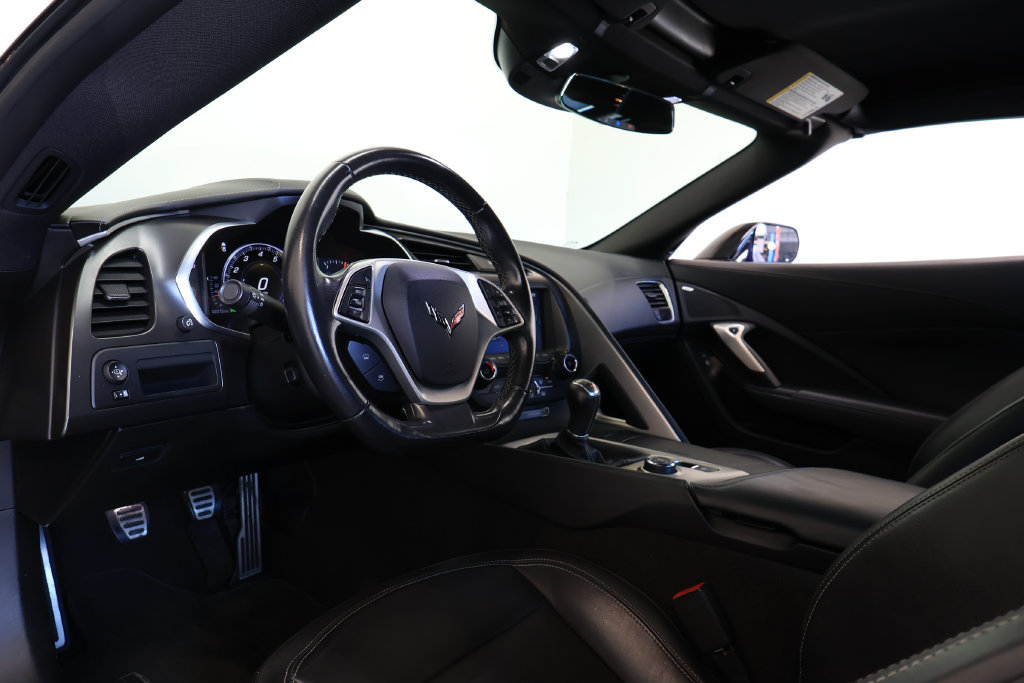 Used 2019 Chevrolet Corvette Grand Sport w/ Carbon Flash Badge Package RWD image 18