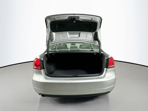 Used 2015 Volkswagen Passat 1.8T Limited Edition image 23