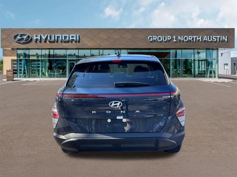 New 2026 Hyundai Kona SE image 6