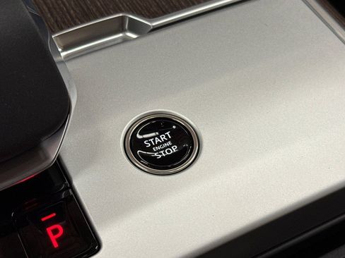New 2026 Land Rover Range Rover SE AWD/4WD image 10