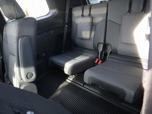 Used 2024 Lexus GX 550 550 Luxury+ 4D Sport Utility image 15