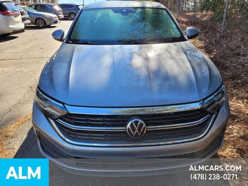 Used 2024 Volkswagen Jetta S image 3