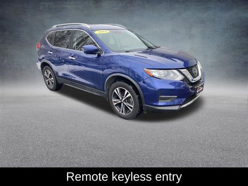 Used 2019 Nissan Rogue SV w/ Premium Package image 9