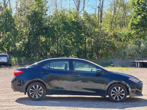 Used 2018 Toyota Corolla LE FWD image 7