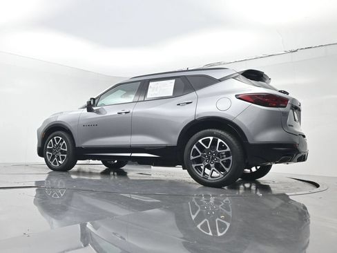 Used 2025 Chevrolet Blazer RS FWD image 24
