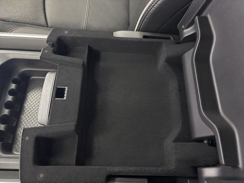 New 2026 RAM 3500 Laramie AWD/4WD image 44