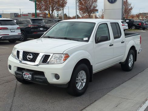 Used 2020 Nissan Frontier SV image 10