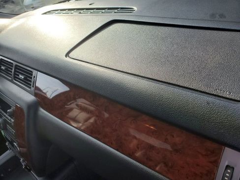 Used 2013 Chevrolet Avalanche LT w/ All-Star Edition image 35