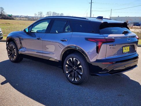 New 2025 Chevrolet Blazer EV RS image 5