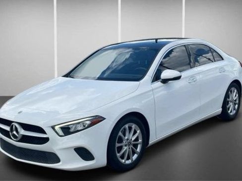 Used 2021 Mercedes-Benz A 220 w/ Premium Package image 17