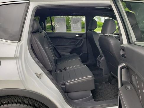 Used 2024 Volkswagen Tiguan SEL R-Line AWD/4WD image 14