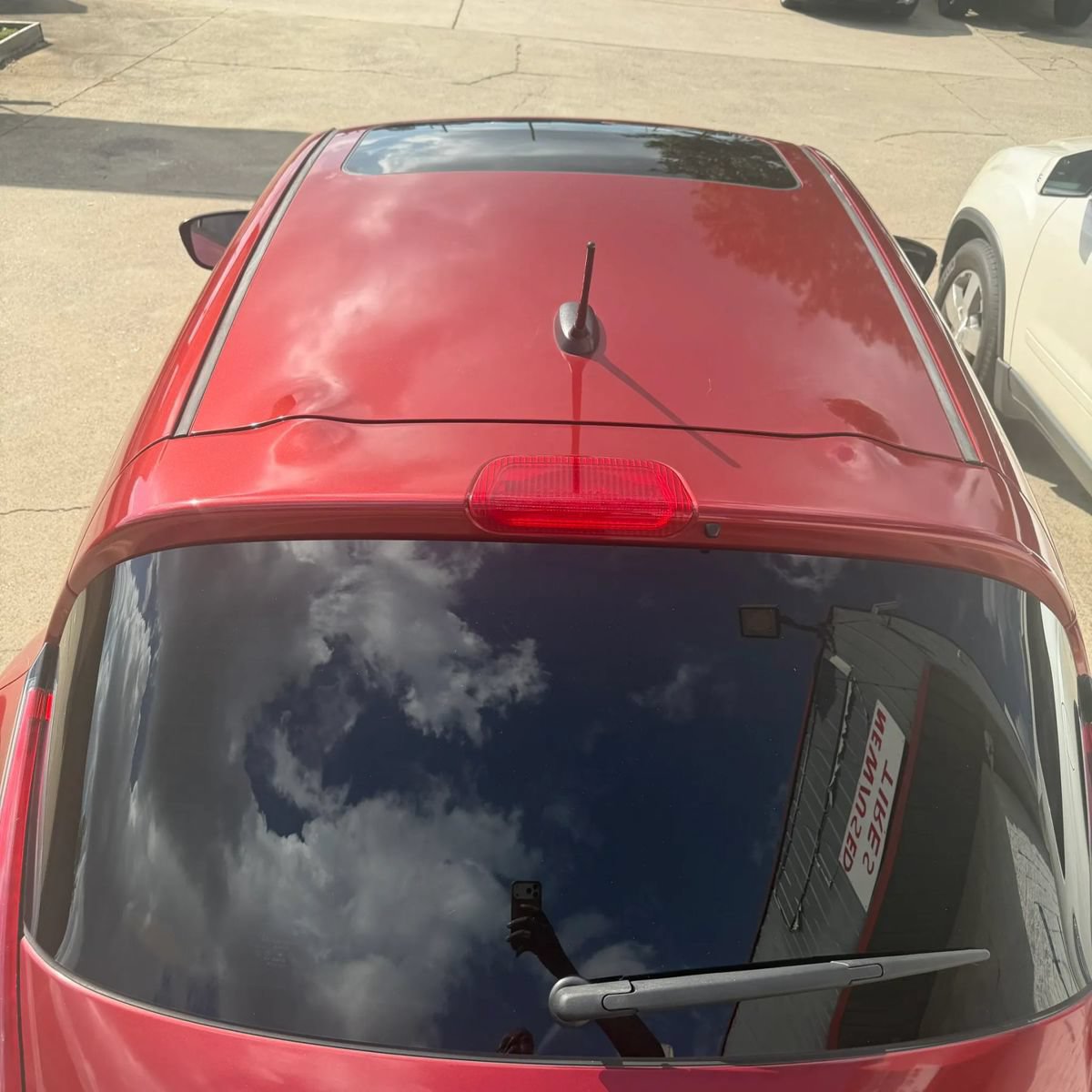 Used 2016 Nissan Juke SV FWD image 31