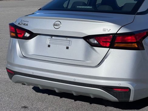 Used 2024 Nissan Altima 2.5 SV image 36
