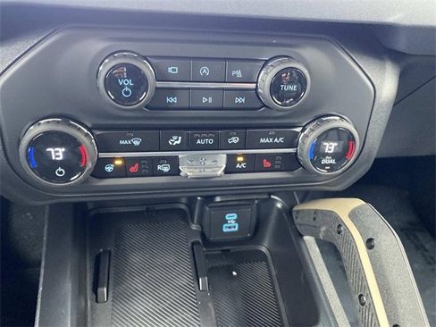 New 2025 Ford Bronco Badlands image 36