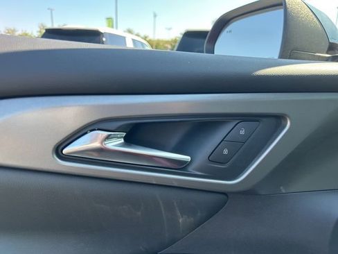 New 2026 Chevrolet Traverse LT w/ Enhanced Driving Package image 12