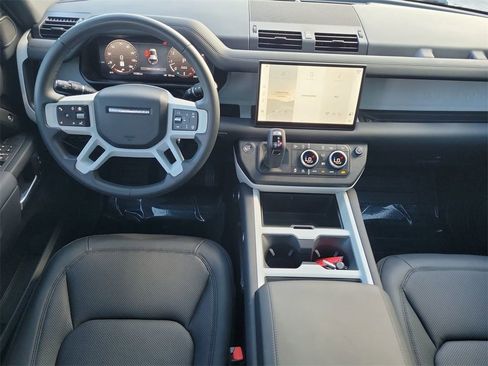 Certified 2025 Land Rover Defender 110 S image 17