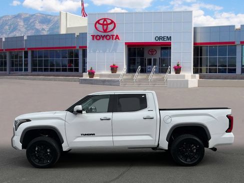 Used 2024 Toyota Tundra Limited AWD/4WD image 6