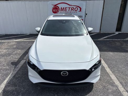 Used 2019 MAZDA MAZDA3 Hatchback w/ Premium Package image 10