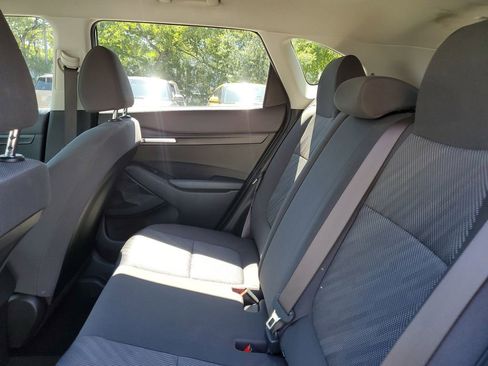 Used 2023 Kia Seltos LX AWD/4WD image 15