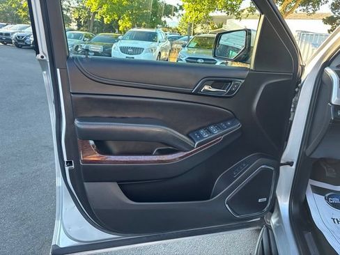 Used 2018 GMC Yukon SLT w/ Open Road Package AWD/4WD image 15