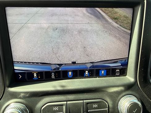 Used 2021 GMC Sierra 1500 AT4 w/ AT4 Value Package AWD/4WD image 27