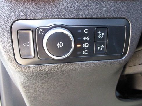 Used 2024 Ford Bronco Sport Outer Banks w/ Tech Package AWD/4WD image 16
