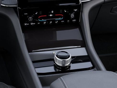 New 2026 Jeep Grand Cherokee Laredo X AWD/4WD image 24