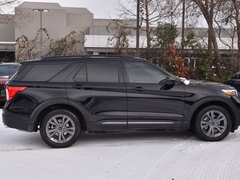 Certified 2023 Ford Explorer XLT w/ Equipment Group 202A image 6