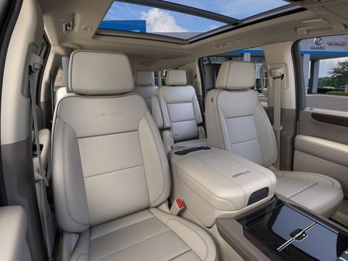 New 2026 GMC Yukon XL Denali w/ Denali Reserve Package AWD/4WD image 18