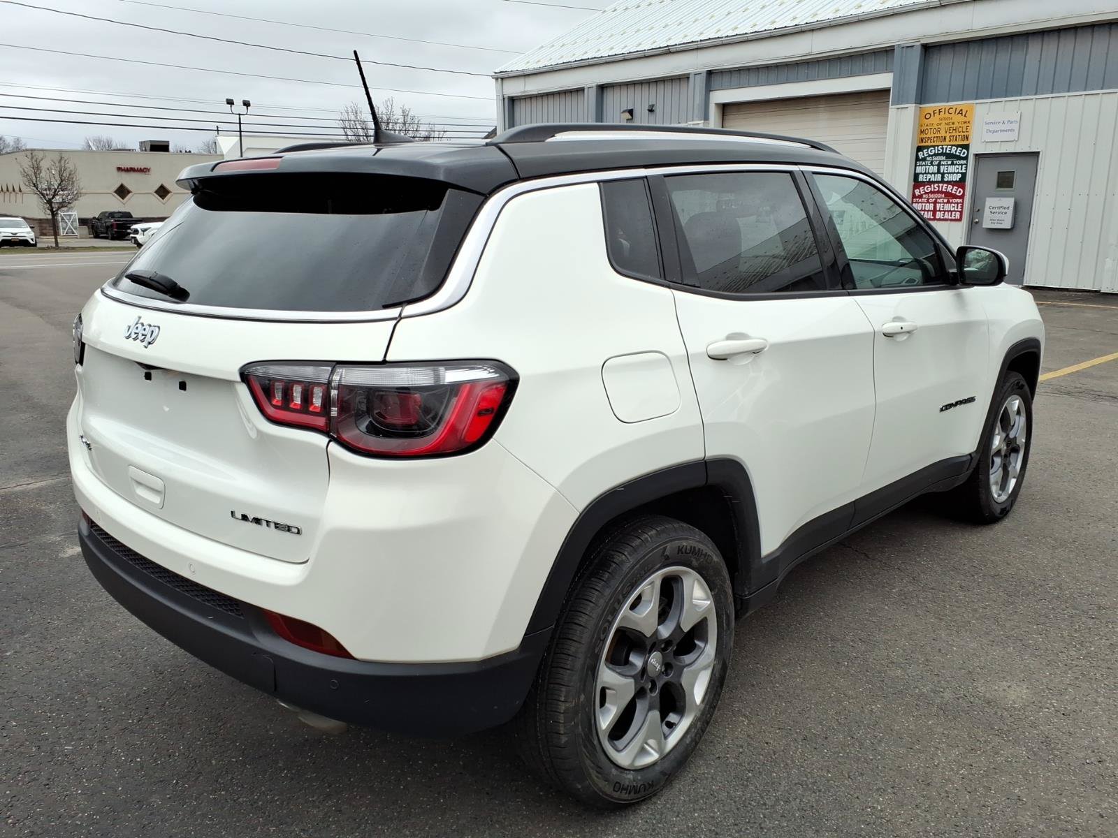 Used 2021 Jeep Compass Limited AWD/4WD image 5