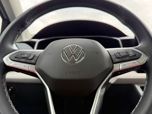 New 2026 Volkswagen Taos SE AWD/4WD image 46