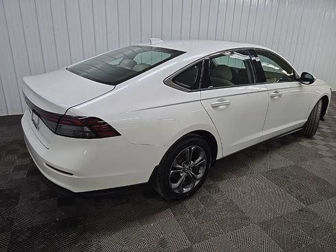 Certified 2024 Honda Accord EX image 10