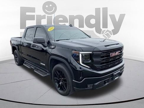 Used 2024 GMC Sierra 1500 Elevation AWD/4WD image 3