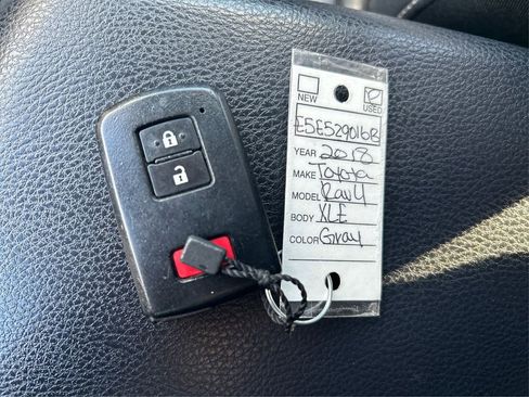 Used 2018 Toyota RAV4 XLE image 34