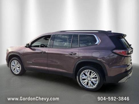 Certified 2026 GMC Acadia Elevation w/ Elevation Premium Package AWD/4WD image 3