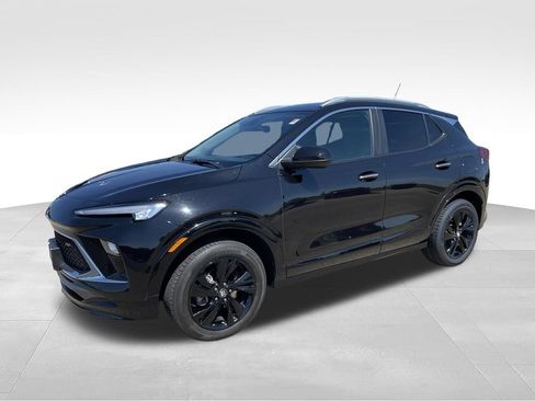 Used 2024 Buick Encore GX Sport Touring AWD/4WD image 6