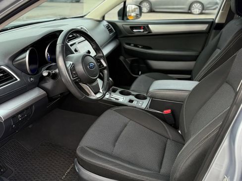 Used 2018 Subaru Outback 2.5i Premium image 17