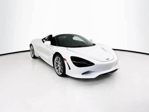 Used 2024 McLaren 750S Spider RWD image 1