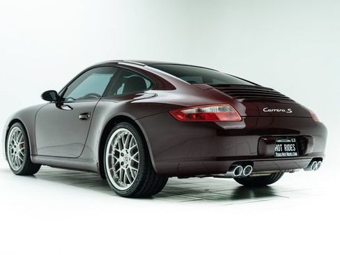 Used 2005 Porsche 911 Carrera S RWD image 18