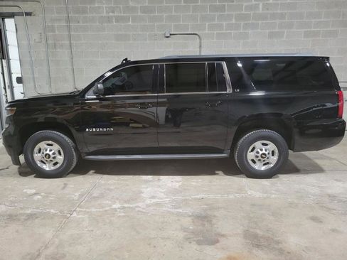 Used 2016 Chevrolet Suburban 3500 LS w/ Driver Alert Package image 4