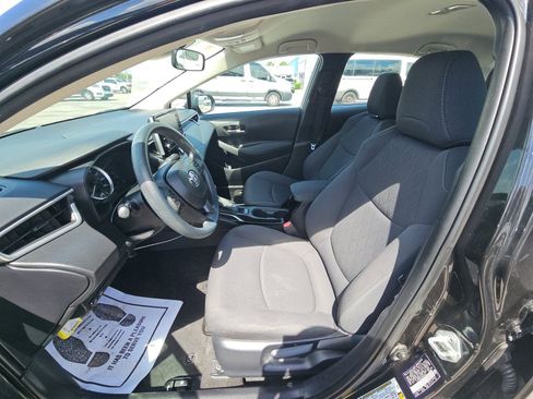 Used 2021 Toyota Corolla LE FWD image 13