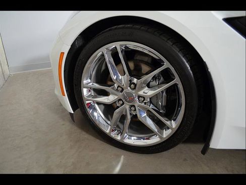 Used 2017 Chevrolet Corvette Stingray Coupe w/ Carbon Flash Badge Package RWD image 8