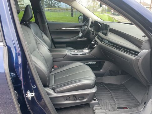 Used 2023 INFINITI QX60 Sensory w/ Cargo Package FWD image 17
