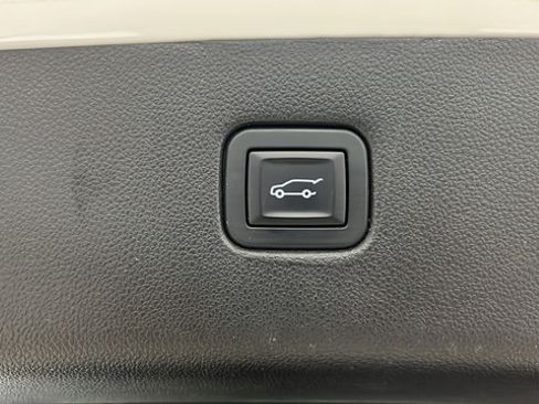 Used 2019 Chevrolet Blazer RS AWD/4WD image 29