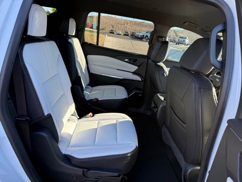 New 2026 Chevrolet Traverse High Country image 15