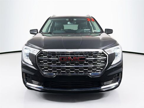 Used 2022 GMC Terrain Denali image 2