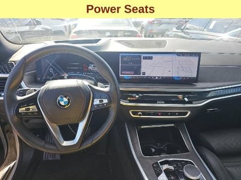 Used 2026 BMW X5 xDrive40i AWD/4WD image 11