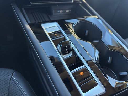 New 2026 Volkswagen Atlas SE FWD image 22