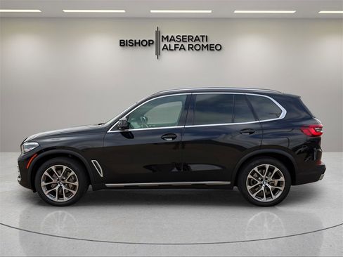 Used 2023 BMW X5 xDrive40i w/ Premium Package image 4