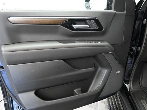 New 2026 Chevrolet Tahoe High Country AWD/4WD image 22